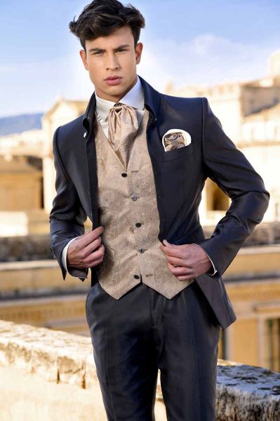 Grey fashion wedding suit 100% made in Italy by Cleofe Finati