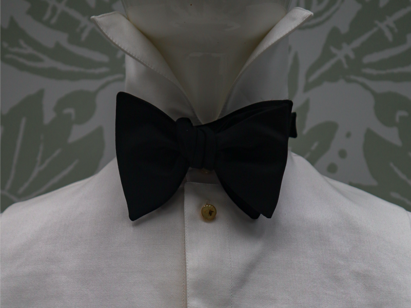 Black bow tie for black tuxedo classic ceremony made in Italy 100% by Cleofe Finati